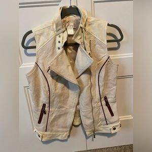 Freeway women's vest